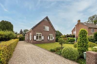 Woning Nieuw-Loosdrechtsedijk 77 Loosdrecht