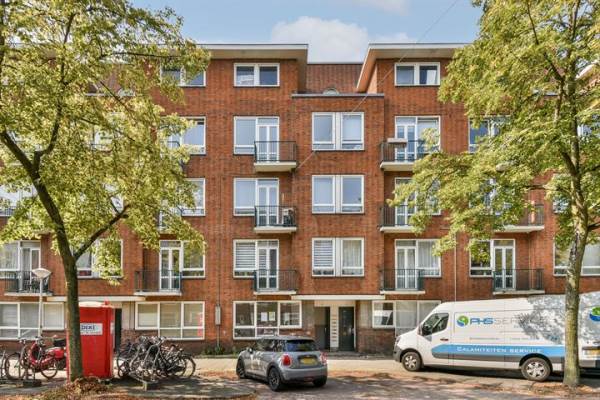 Woning Waalstraat 144- 3 Amsterdam