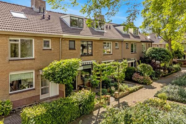 Woning Jacob van Heemskercklaan 54 Voorschoten