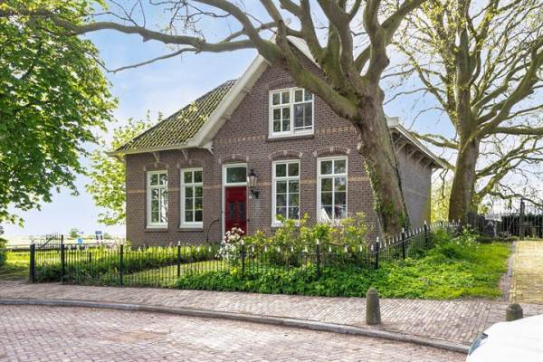 Woning Dorpsstraat Holysloot 32 Amsterdam