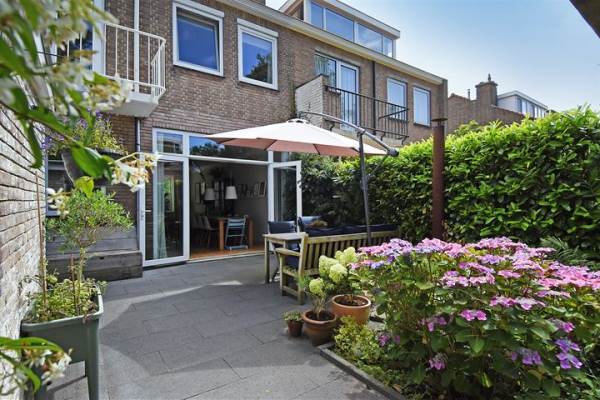 Woning Laan van Meerdervoort 971 Den Haag