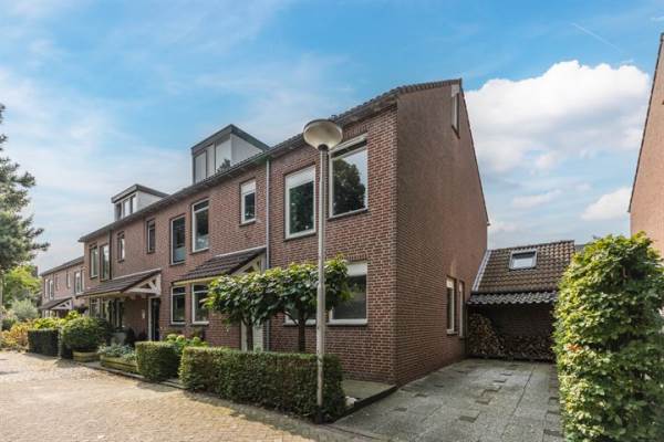 Woning Vondelwende 16 Hillegom
