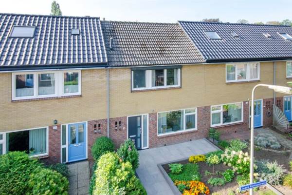 Woning Jacob Reviusstraat 38 Rijssen