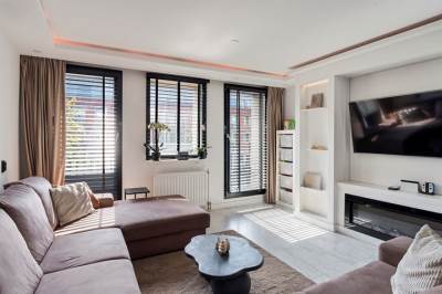 Woning Van der Helststraat 102 Den Haag