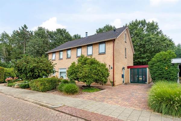 Woning Elzenhage 19 Stadskanaal