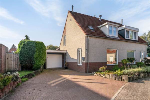 Woning Heinsiushof 3 Hoogezand