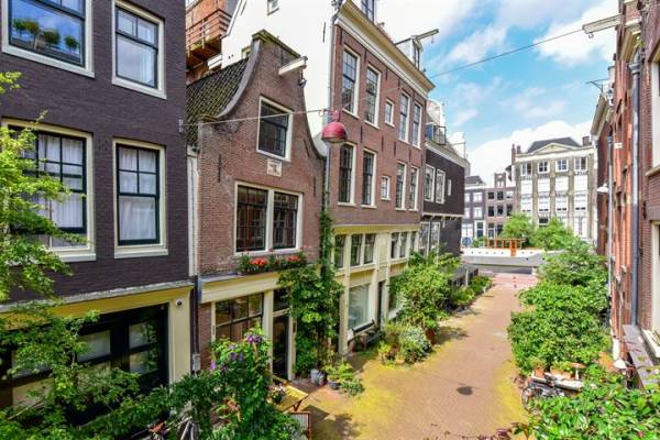 Woning Roomolenstraat 15 Amsterdam