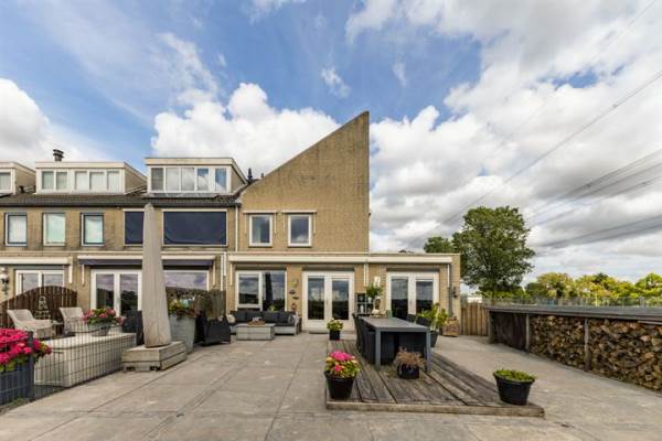 Woning Anna Blamanstraat 1 Zaandam