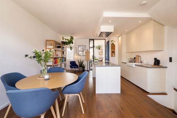 Woning Van Beuningenstraat 2073 Amsterdam