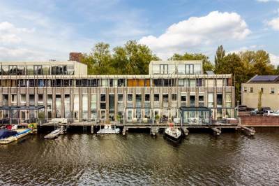 Woning Oostzijde 241 Zaandam