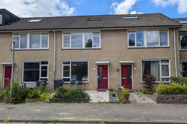 Woning Willem Alexanderstraat 46 Zoeterwoude