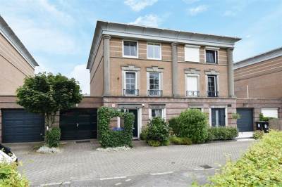 Woning van Ruysdaellaan 5 Bergschenhoek