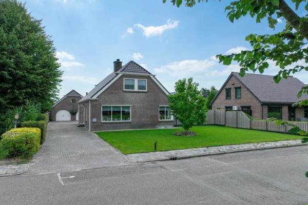 Woning Ganzedijk 99 Finsterwolde