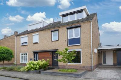 Woning Burg Fredrixstraat 26 Elsloo (LI)