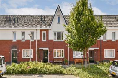 Woning Abe Lenstrastraat 13 Weesp