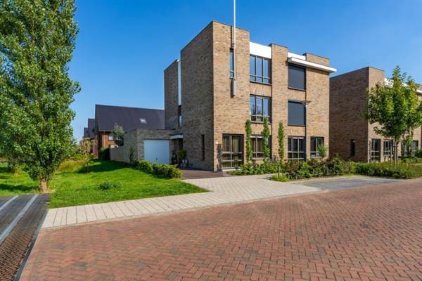 Woning Burgemeester de Geusstraat 58 Waalwijk