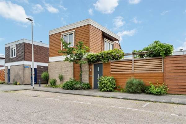 Woning Nieuwemeer 26 Rotterdam