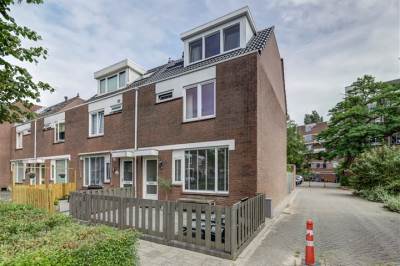 Woning Selma Lagerlöf-erf 39 Dordrecht