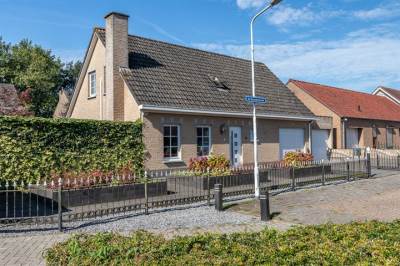 Woning de Deckerstraat 8 Westdorpe