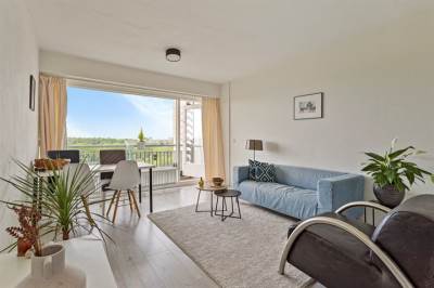 Woning Burgemeester Hogguerstraat 615 Amsterdam