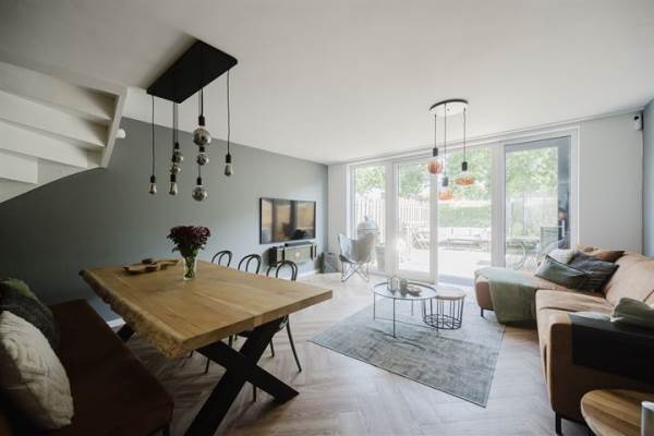 Woning Van Hogendorpstraat 26 Spijkenisse