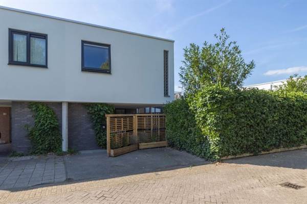 Woning de Vroomstraat 15 Wateringen