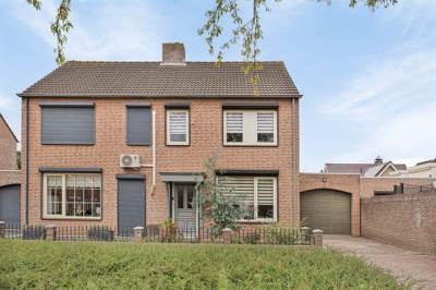 Woning Elzenrijs 44 St. Willebrord