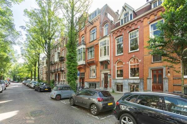 Woning Van Eeghenstraat 167 Amsterdam