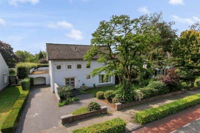 Woning Burgemeester Moonenlaan 13 Waalwijk