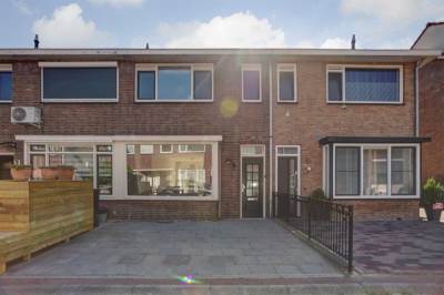Woning Nieuw Engeland 24 Hoogvliet Rotterdam
