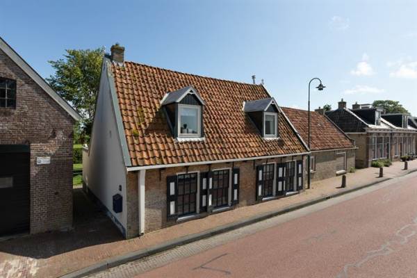 Woning Waltaweg 13 Tjerkwerd