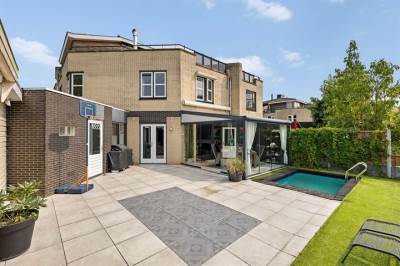 Woning Jaap ter Haarstraat 2 Almere