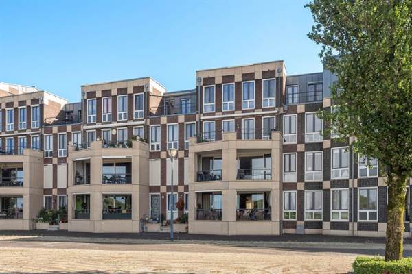 Woning IJsselkade 130 Doesburg