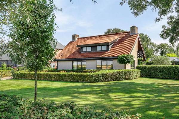 Woning Hollaereweg 11 Oud-Vossemeer