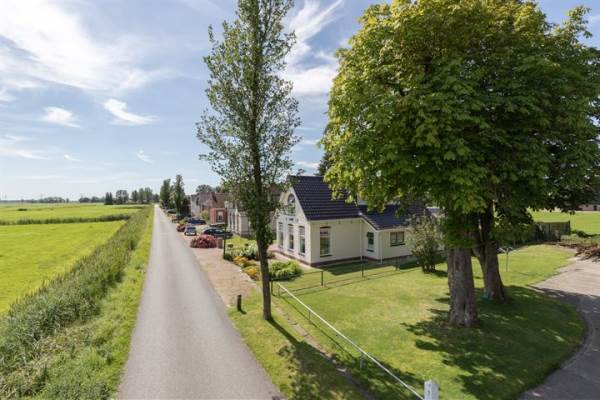 Woning Kerkweg 4 Den Horn