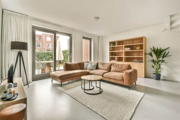 Woning Elzenhagensingel 107 Amsterdam