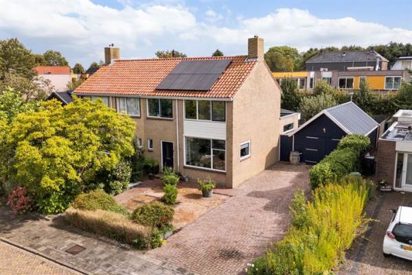 Woning Ljurkstrjitte 3 Stiens