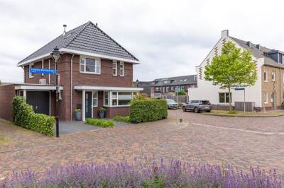 Woning Charles Barklastraat 29 Almere