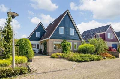 Woning Eskdoarnstrjitte 24 Stiens