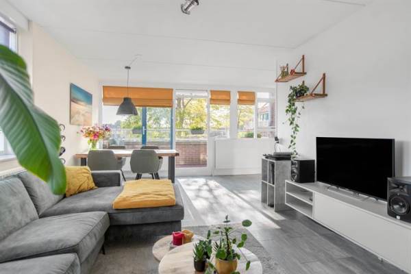 Woning Raadhuisplein 13 Castricum