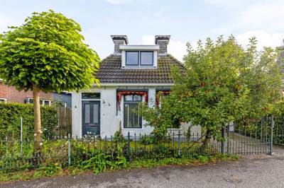 Woning Om 'e Tsjerke 4 Swichum