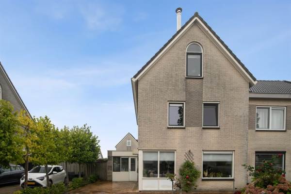 Woning Kennemerlandlaan 25 Emmeloord