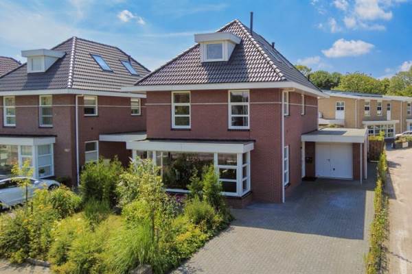 Woning Mr. P.J. Troelstraweg 145b Leeuwarden
