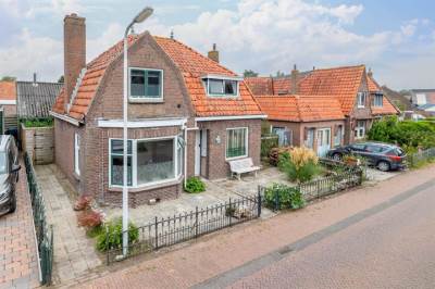 Woning Sint Odulphusstraat 4 Bakhuizen