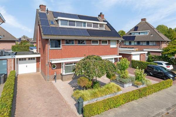 Woning de Kromme Geer 33 Helmond