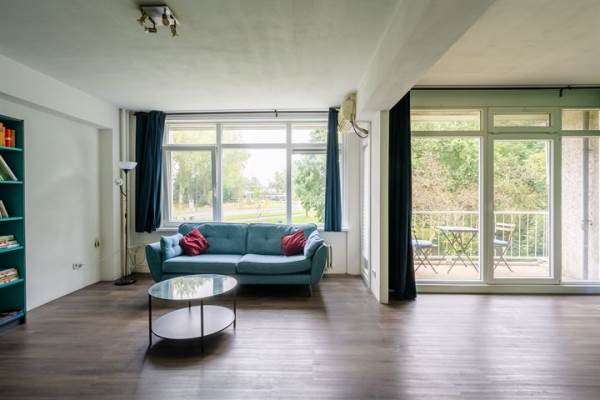 Woning van Hogendorplaan 182 Vlaardingen