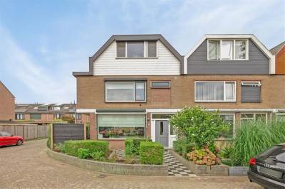 Woning Weteringsingel 180 Hendrik-Ido-Ambacht