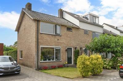 Woning Arnoud Voetlaan 16 Ankeveen