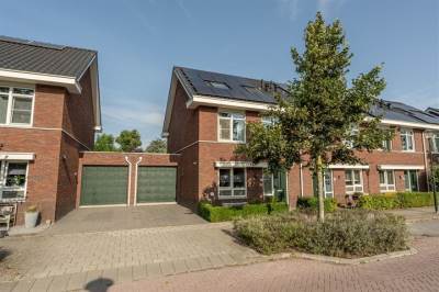 Woning Burgemeester Van Walsumstraat 10 Mijnsheerenland