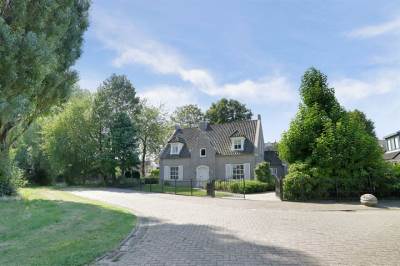 Woning Brederolaan 7 Raamsdonksveer